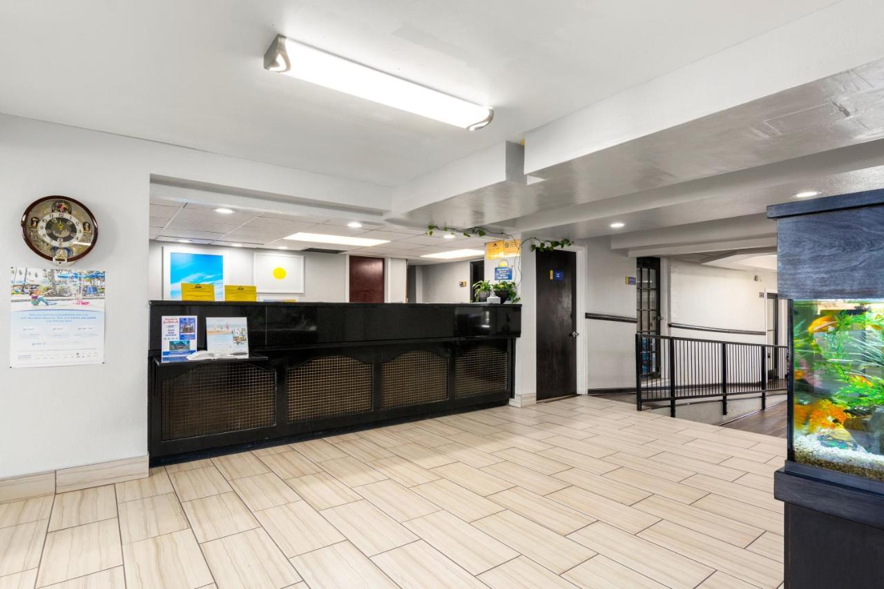 Days Inn By Wyndham Goodlettsville Nashville Екстериор снимка